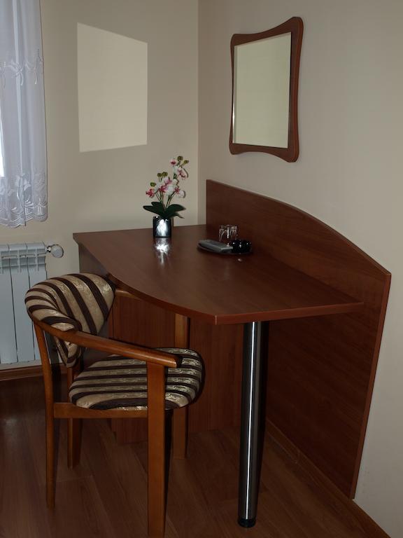Hotel Irena Моронг Екстериор снимка