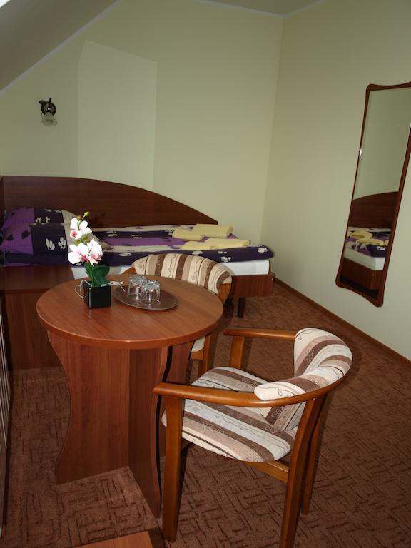 Hotel Irena Моронг Екстериор снимка