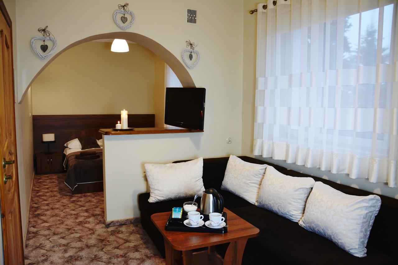 Hotel Irena Моронг Екстериор снимка